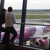 Śląskie. Lotnisko w Pyrzowicach przez epidemię straciło ponad połowę pasażerów