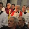 Nabożeństwo Gorzkich Żali w bazylice katedralnej zakończyła procesja eucharystyczna