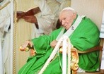 Kard. Comastri: Za co kochamy św. Jana Pawła II?