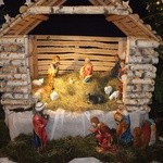 Lubowidz. Bożonarodzeniowa szopka w kościele pw. Matki Bożej Różańcowej