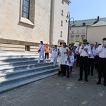 Pielgrzymka dzieci pierwszo- i wczesnokomunijnych do katedry
