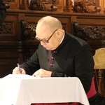 Płock. Kanoniczne objęcie diecezji przez bp. Szymona Stułkowskiego. Cz. 1