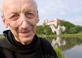 O. Knabit odezwał się ze szpitala na Twitterze. Ma prośbę