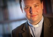 "Bądź przy mnie" - kapelani w programie całościowej opieki nad chorymi na COVID-19