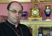 Prymas: Zamiast trwać w sporach bądźmy jak pasterze