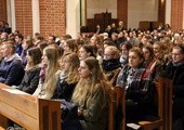 GUS: 61% Polaków jest w różnym stopniu zaangażowana religijnie