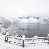 W zimowej szacie nad Morskim Okiem