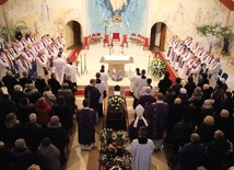 Uroczystości pogrzebowe ks. Rodzewicza