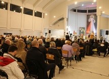 Płock. Święto Miłosierdzia w sanktuarium - cz. 1