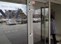 NFZ płaci za zaćmę w Czechach