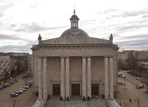 Abp Damian Zimoń: katowicka katedra to część mojego życia 