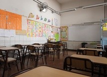 Czarnek: Rozważamy pięć wariantów nauki w szkołach po 17 stycznia