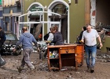 W Kłodzku dzień po przejściu fali powodziowej