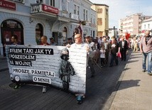 Marsz ku czci powstańców warszawskich przeszedł ulicami Ciechanowa