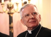 Abp Marek Jędraszewski o szczycie na temat ochrony nieletnich w Kościele