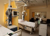 "Rzeczpospolita": Szpitale przed zawałem