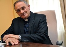 Bp Włodarczyk: zachęcam, aby święta przeżyć w wolności od dyskutowania o szczepieniach i polityce