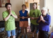  Ważnym punktem ewangelizacji są odwiedziny w domach i zaproszenie do wspólnej modlitwy 