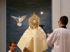 Archidiecezja Katowicka. Bp Marek Szkudło zaprasza na Uroczystość Bożego Ciała