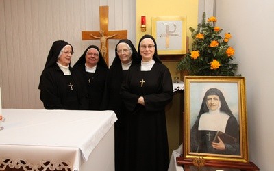 Siostry Misjonarki Świętej Rodziny w Mławie modlą się o jedność Kościoła i naszych rodzin.