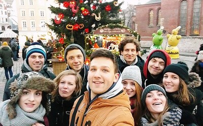 Wiara pokolenia płatków śniegu. Czy studenci odnajdują się jeszcze we wspólnotach akademickich?