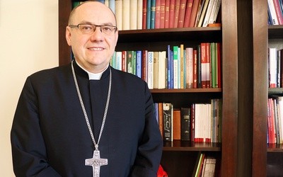 Bp Kiciński: 2 lutego to dzień wdzięczności za obecność osób konsekrowanych w Kościele i w świecie