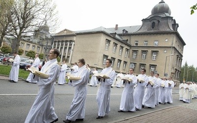 W sobotę święcenia kapłańskie w Katowicach