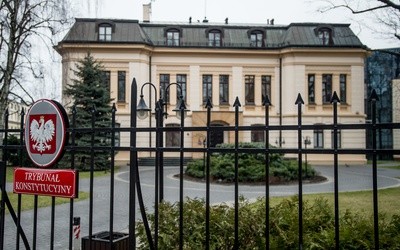 Sejm poparł poprawki Senatu do ustawy o TK