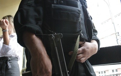 Antyterrorysta zginął w strzelaninie