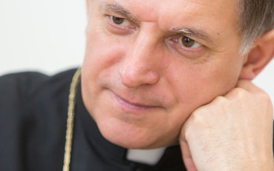 Kościół katolicki na Ukrainie wciąż się rozwija - wywiad z abp. Mokrzyckim