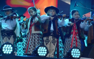 Na ludowo i z Małą Armią Janosika
