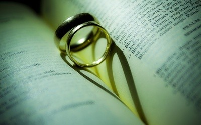 "Biblia małżeńska" - nowa propozycja dla małżeństw