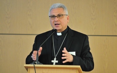 Bp Miziński: Tematem przewodnim Zebrania Plenarnego będzie przygotowanie do sesji plenarnej Synodu Biskupów w Rzymie