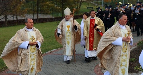 Wprowadzenie relikwii do kościoła Miłosierdzia Bożego w Malborku