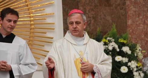 bp Jan Piotrowski