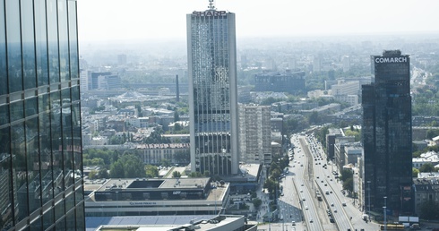 36 proc. Polaków aktywnie szuka nowej pracy - główna motywacja to zarobki