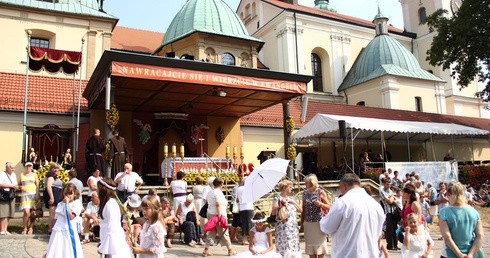 Pielgrzymowanie pokoleń trwa