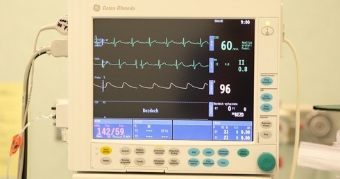 Podarowali nowoczesny elektrokardiograf