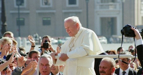 Ks. Dohnalik: gdyby Benedykt XVI miał wątpliwości odnośnie świętości Jana Pawła II nie rozpocząłby jego procesu beatyfikacyjnego