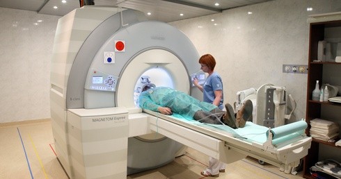 Przedstawiciele pacjentów i szpitali: nowe reguły finansowania opóźnią diagnostykę