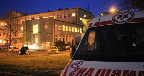 Bilans epidemii koronawirusa w Polsce w środę: 422 nowych przypadków, 28 zgonów