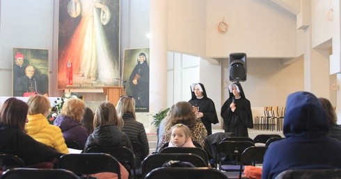 W sanktuarium Bożego Miłosierdzia