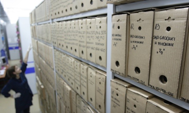 IPN odkrył 12 tys. teczek agentów kontrwywiadu wojskowego z lat 1943-1974