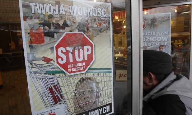 Bliżej ograniczenia handlu w niedziele