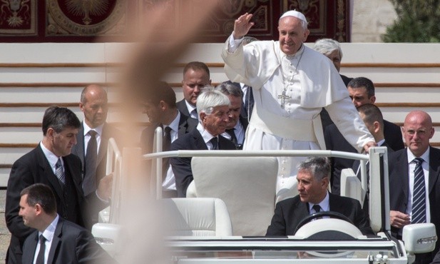 Papież: Emigracja to dramat podziałów