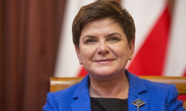 Szydło: Będziemy czekać na związki oświatowe o godz. 15.00 w "Dialogu"