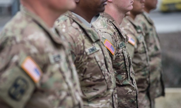 USA: Jednostka, która wylatuje do Polski, należy do elity amerykańskiej armii