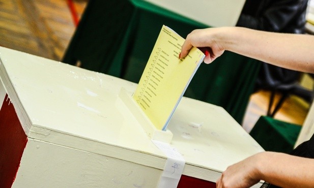 Sejm uchwalił nowelizację Kodeksu wyborczego