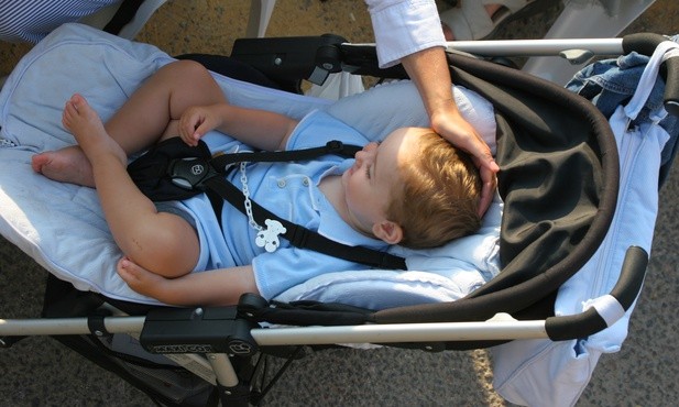 Młodziusieńki człowiek