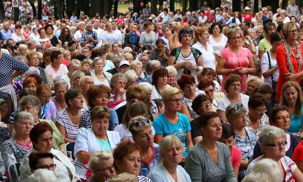 Zazwyczaj w Kościele milczące